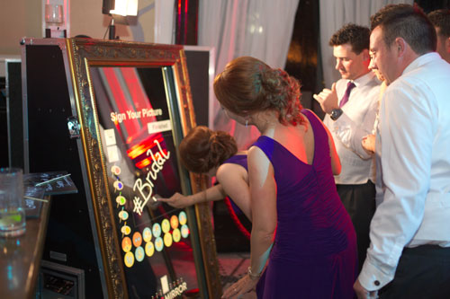 Magic Mirror ….. the must have photobooth alternative for 2017 !