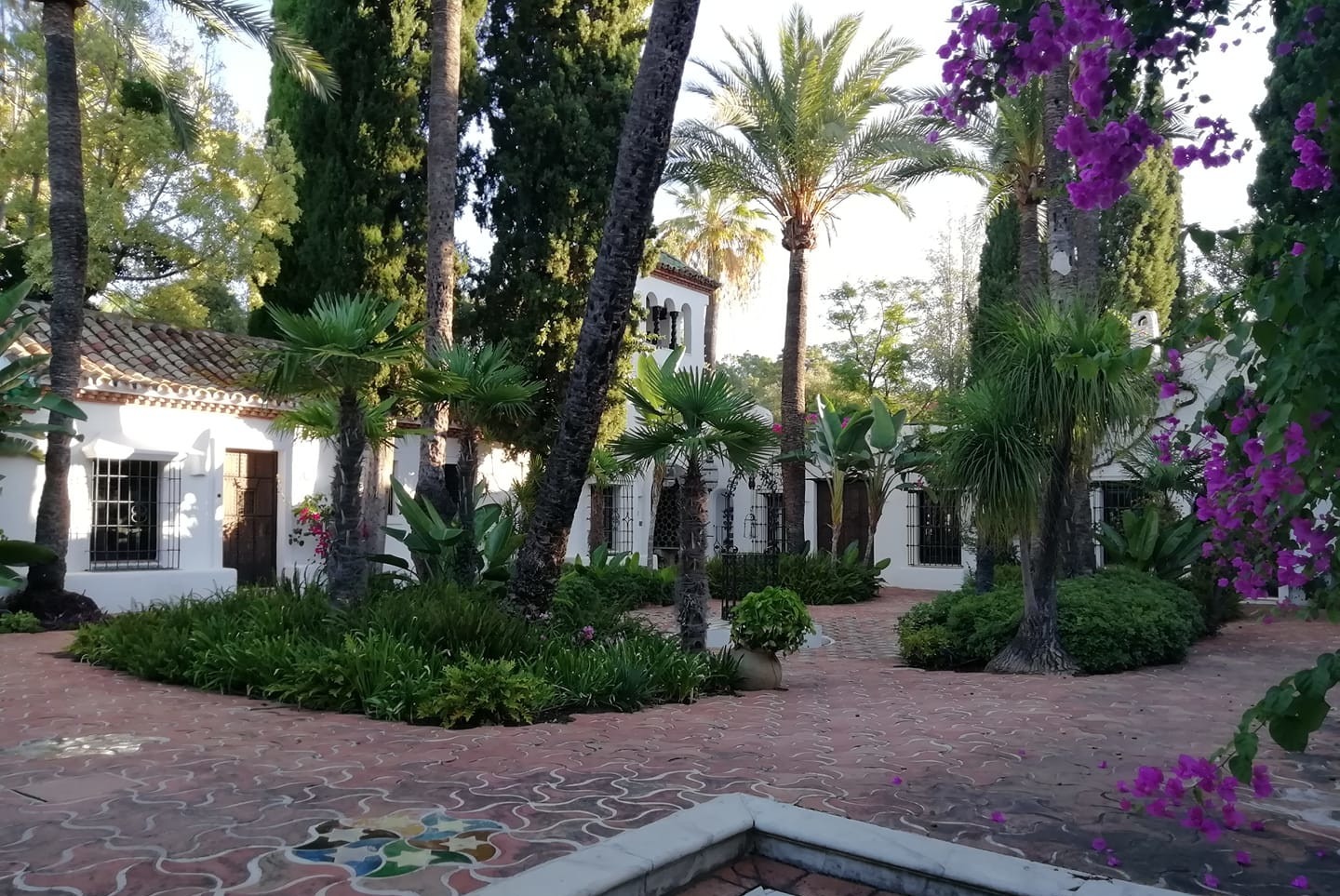 Country Connection · Marbella Marriages